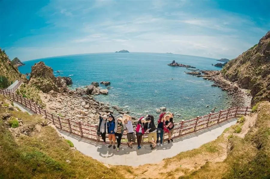 Ảnh giới thiệu về tour du lịch Quy Nhơn 2 ngày 1 đêm với các điểm tham quan nổi bật.